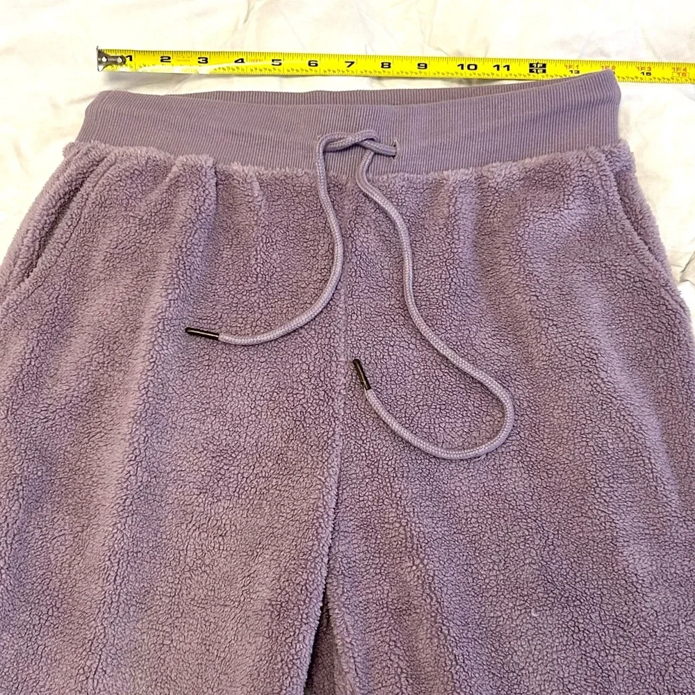 Adore Me Dorethea Lavender Sherpa Hoodie and Jogger Loungewear Set.